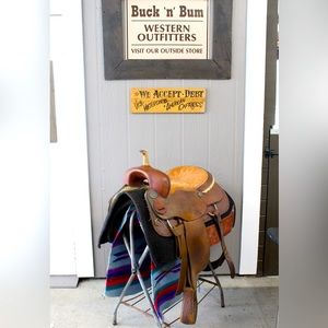 17” W.W. Custom Cutter Leather Saddle - Pre-loved 🤠